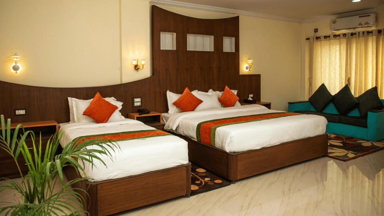 Gautam Buddha Airport Hotel Bhairāhawā Buitenkant foto